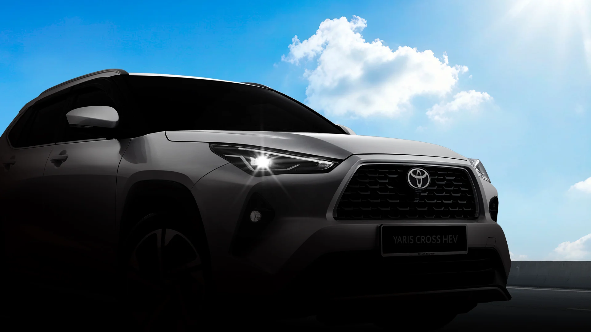 YARIS CROSS HEV